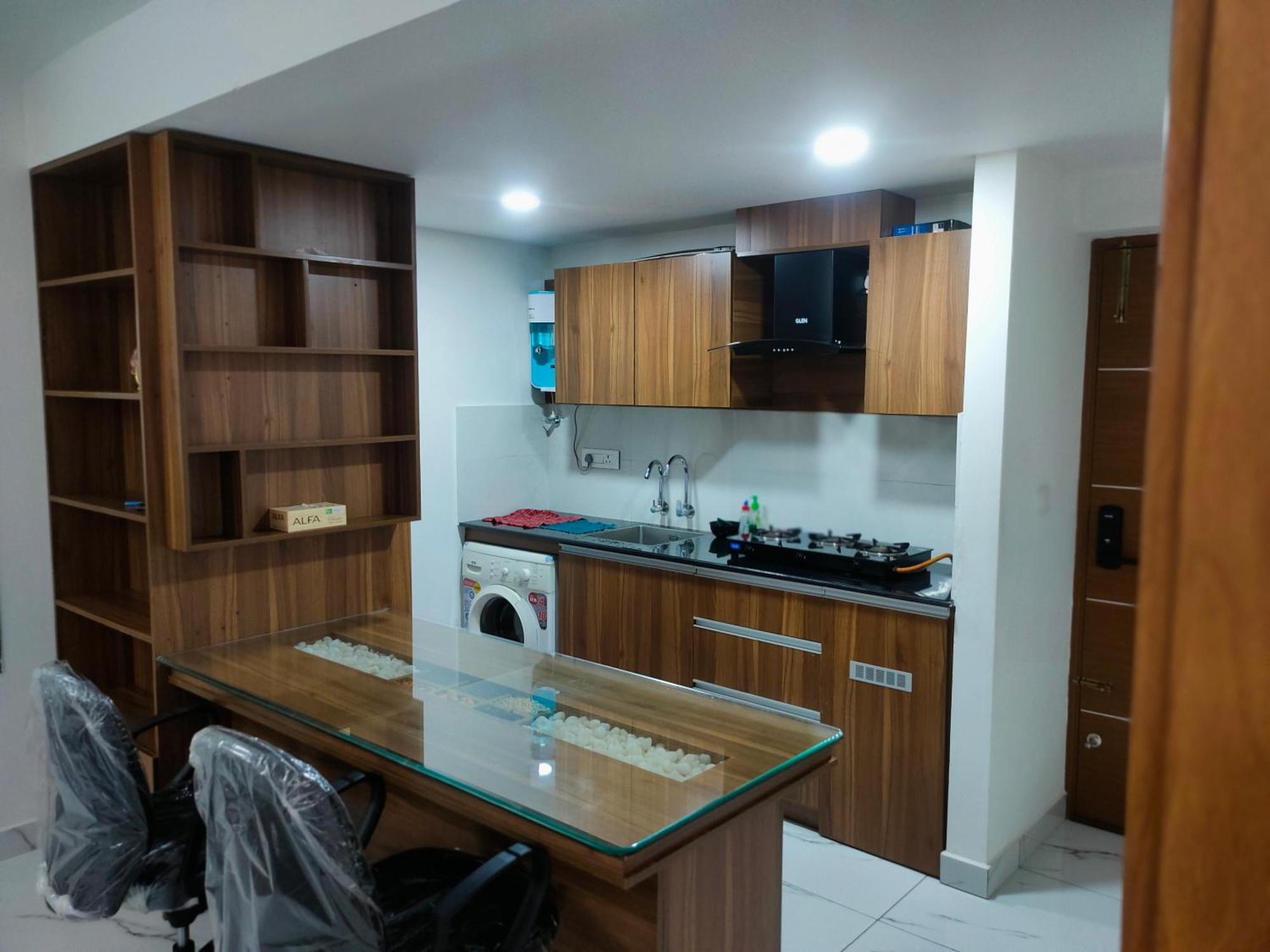 Luxurious Apartment With A Pool And Gym Near Trivandrum Railway Station Thiruvananthapuram Exterior foto