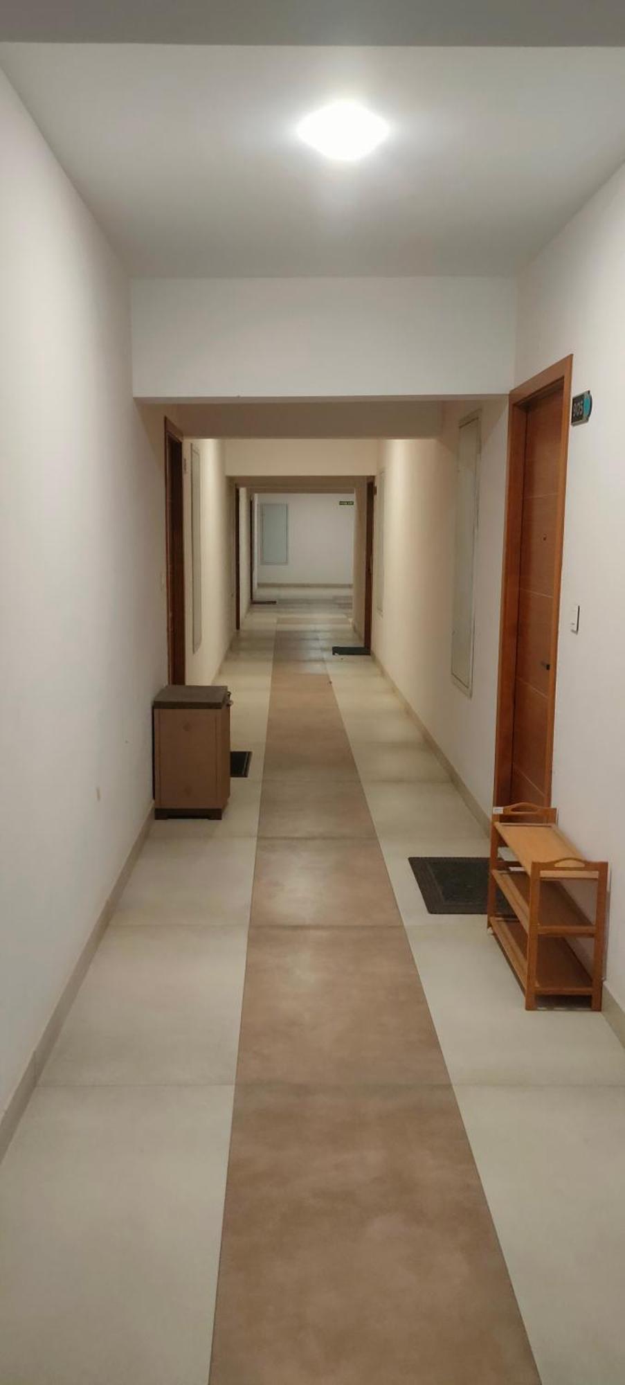 Luxurious Apartment With A Pool And Gym Near Trivandrum Railway Station Thiruvananthapuram Exterior foto